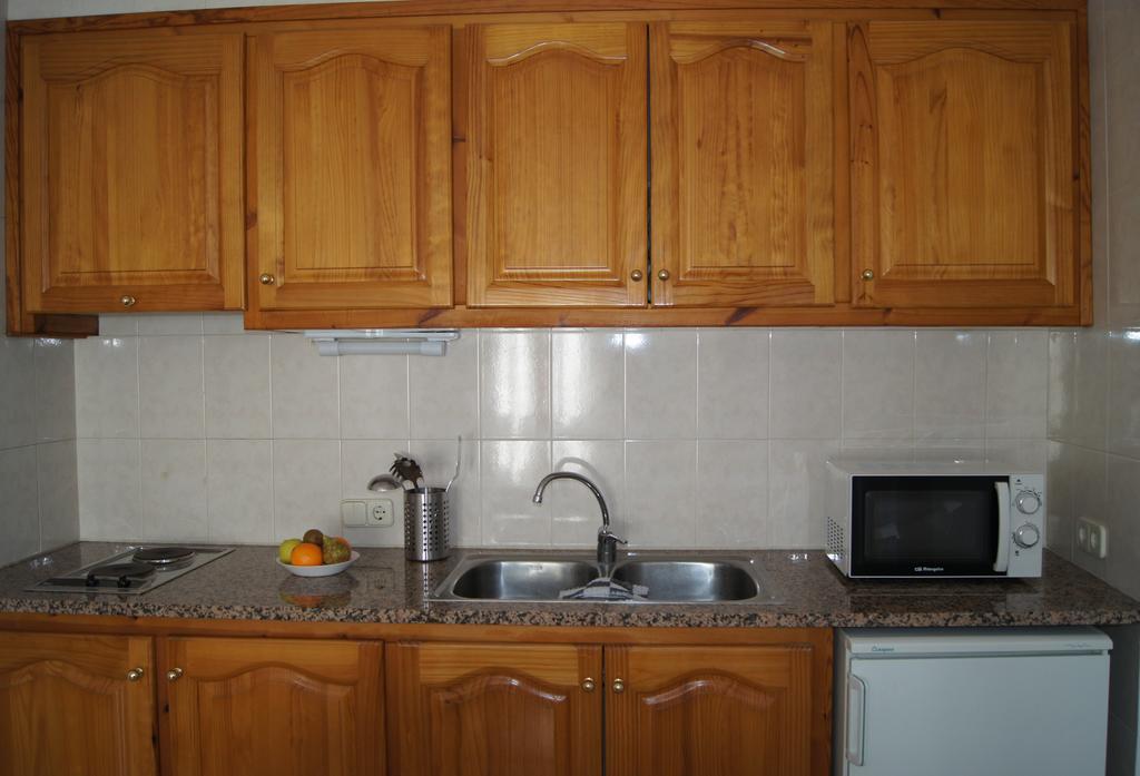 Barceloneta Upartments Apartment ฟิกวยเรส ภายนอก รูปภาพ