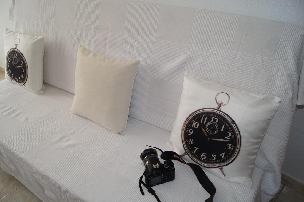 Barceloneta Upartments Apartment ฟิกวยเรส ภายนอก รูปภาพ